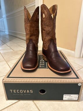 Tecovas THE CODY square toe, bison chocolate cowboy boots NEW, IN BOX